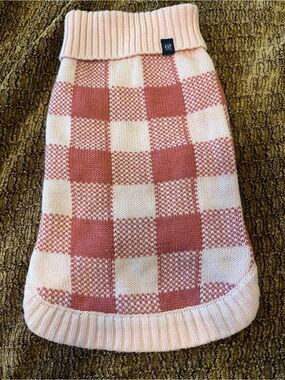 GAP Pink and Cream Check Crewneck Sweater